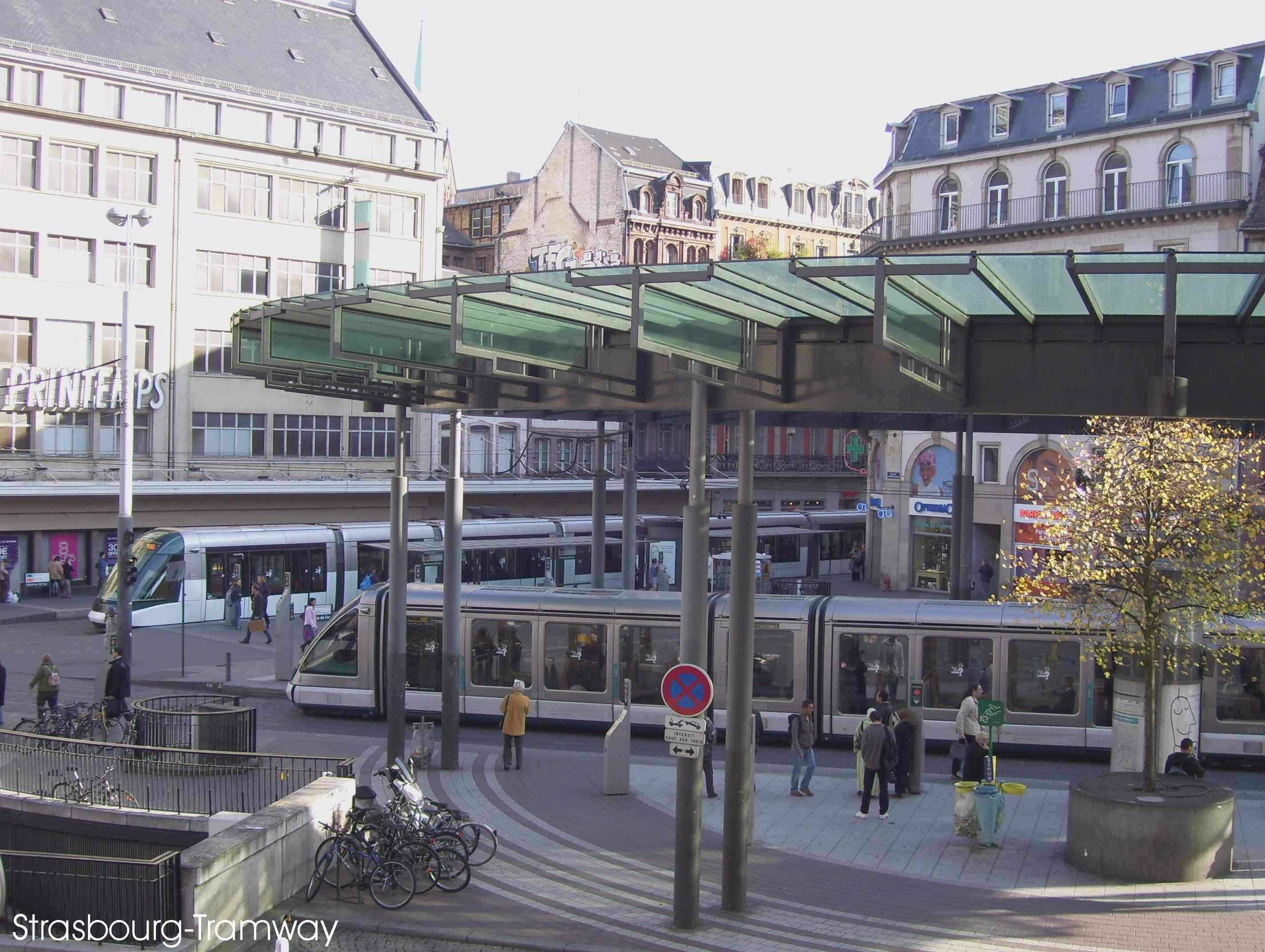 La m�me vue mais avec un Eurotram au premier plan.